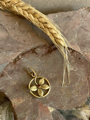 Ancien pendentif charm fleur - ancien,