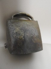 ANCIENNE CLOCHE DE VACHE CLOCHETTE DE CHEVRE SONNAILLE A BREBIS ANIMAUX BRONZE