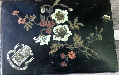 Ancienne boite bois - , laqué