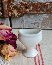 ANCIEN RINCE OEIL EN PORCELAINE SUR PIED