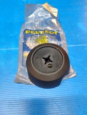 Enjoliveur central de roue tôle à 5 crevés pour: Peugeot: 104 Berline - 06/81