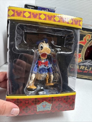 Disney traditions enesco - traditions,