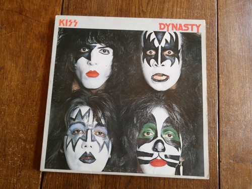 Kiss dynasty - ,