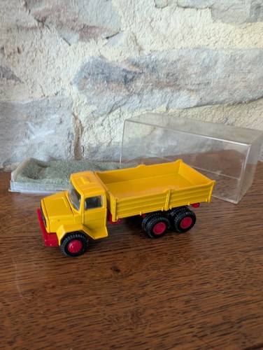 Schuco modell 325 - 325, 909