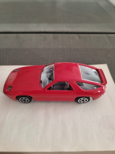 Porsche 928 burago 1 43 - porsche,
