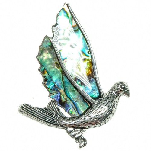 Broche colombe avec nacre