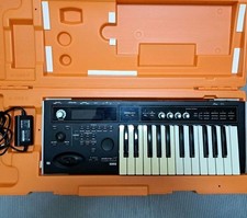 Synthétiseur Korg microKORG