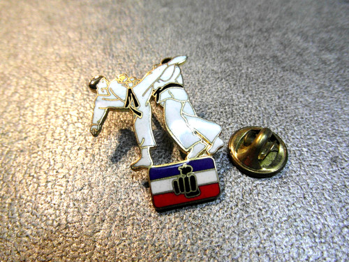 Pins pin judo - -,