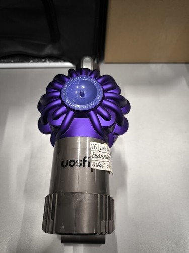 Aspirateur dyson - v6,