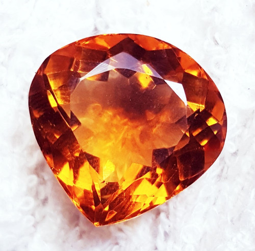 Pierres gemmes brutes citrine - pierres,