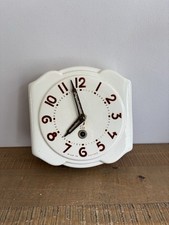 Pendule Murale JAZ en Faïence Blanc/Marron Mécanisme d’Origine France Art Déco