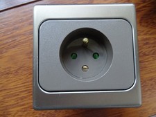 LEGRAND DIPLOMAT  1 ancienne