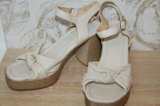 Pied sandales talon - talon, beige
