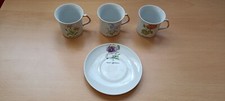 3 tasses à café porcelaine