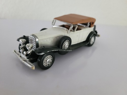 Cadillac 1932 blanc noir - cadillac, blanc/noir