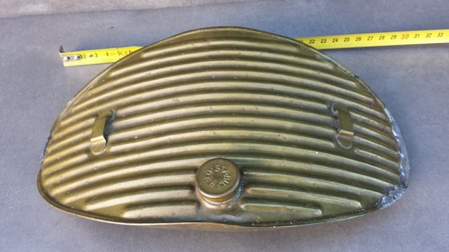 Ancienne bouillotte ventrale