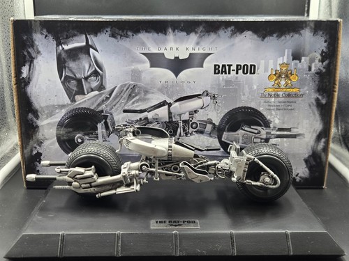 Comics bat pod batman - dc, the