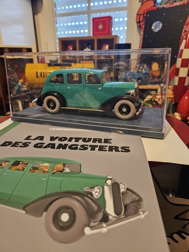 Grande voiture tintin - voiture,