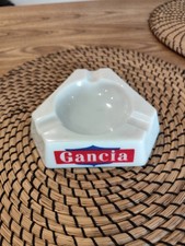 Ancier cendrier publicitaire