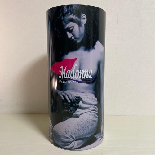 Madonna nudes 1979 poubelle - madonna,