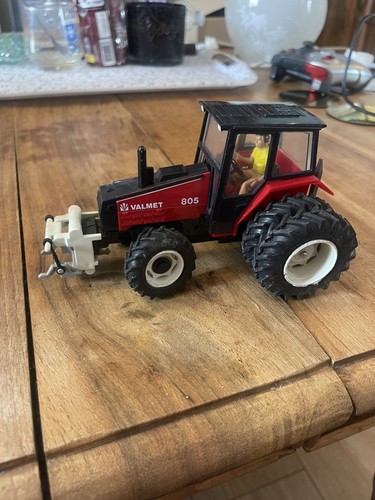 Britains 9515 valmet 805 - 9515,