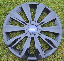 4 enjoliveurs Neuf por  Ford