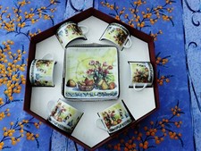 Service à café joliment