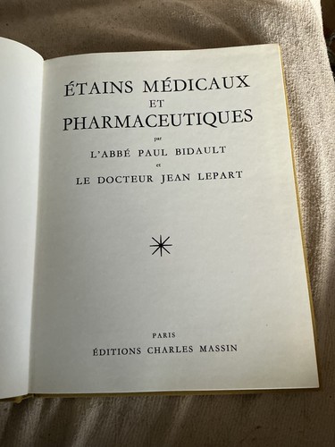 Livre etains médicaux et - livre, "etains