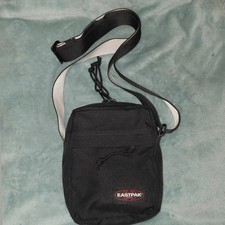 Sling Bag / Sacoche / Sac À
