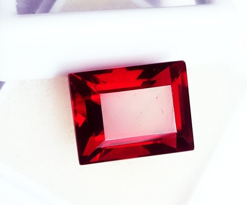 Rhodolite grenat rouge - grenat,