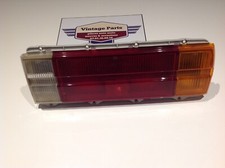 Datsun violet 140J 160J feu arrière droit