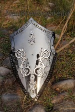 Bouclier en acier inoxydable