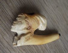 PIPE FUME CIGARETTE  EN ÉCUME DE MER  SCULPTEE TETE DE JEUNE HOMME ZOUAVE ?