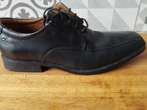 Paire chaussures pour - de,