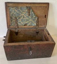 Coffre en bois massif De