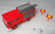 1/87  FOURGON POMPIERS RENAULT TUYAUX CREME  ETAT CORRECT  SANS BOITE