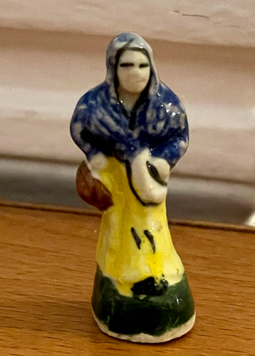 Fève ancienne femme - fève, au