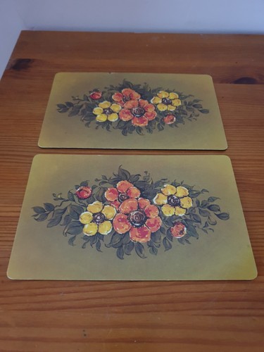 Deux petits sets - , table