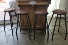 ANCIENS TABOURETS HAUT D'ATELIER RESTAURES POUR BAR OU ILOT CENTRAL MANGE DEBOUT
