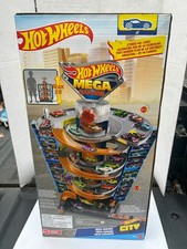 Hot Wheels City Mega Garage