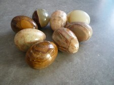 LOT DE 8 OEUFS DE COLLECTION