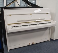 Piano Steinway & Sons, V-114, Blanc, D'occasion, 5 Ans De Garantie, Année 1980
