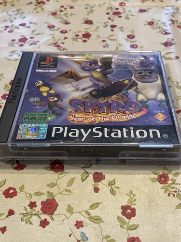 Spyro year the dragon - year, black