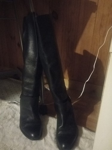 Superbes bottes en - en, cuir