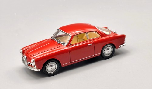 Solido alfa romeo - 1:43,