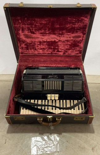 Scandalli accordion 41 - accordion,