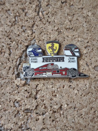 Pin pins ferrari alain prost - pin's,