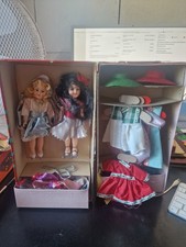 malle 2 Poupées Minerva avec