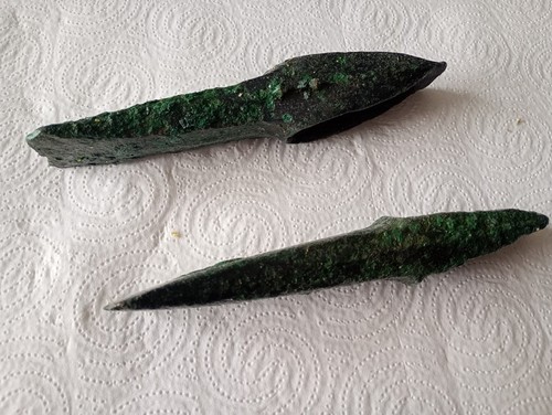 Hache talon bronze - a, en
