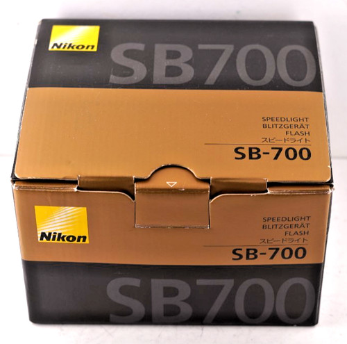 Nikon 700 speedlight - sb-700,